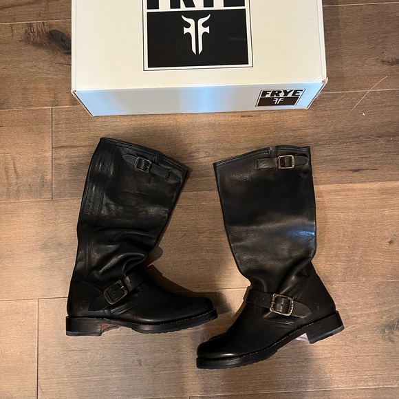 New in box Frye Veronica Slouch black boot, women’s size 8. - Picture 2 of 10